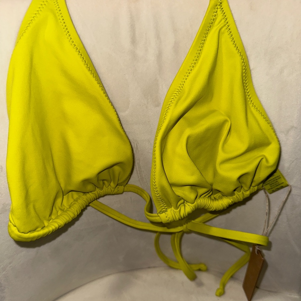 SKIMS - Signature Swim Triangle Top - Picture 6 of 6